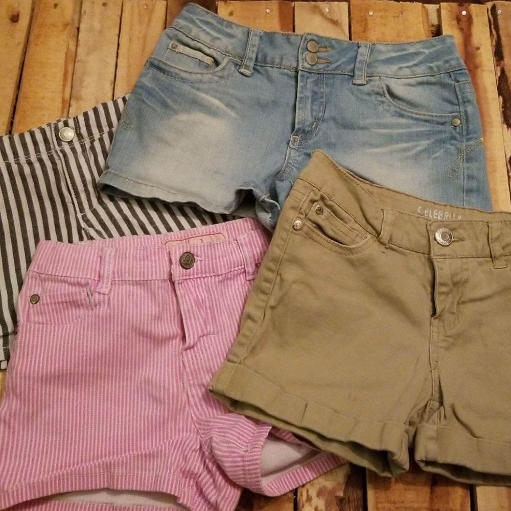 Bundle of 4 Pairs of Girl's 12 Shorts
